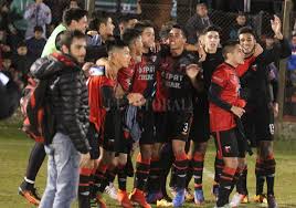 Twitter liga profesional de argentina colón de santa fe coronó una gran campaña en la copa de la liga profesional, al. Colon Se Hizo Cargo Y Fue Campeon El Litoral Noticias Santa Fe Argentina Ellitoral Com
