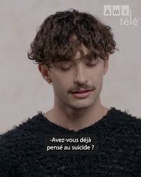 Voici les nouveaux membres de l'équipe de natation de la série Vestiaires!  Sonia (Camille Bourassa), Jay (Woody Belfort) et Mélanie (Sandra Houle).  Pour voir les nouveaux épisodes de Vestiaires, rendez-vous sur AMI-télé