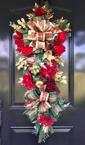 What says christmas more than santa claus? Royal Holiday Christmas Swag Grace Monroe Home