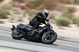From then the sportster went through numerous iterations, growing in capacity and power, and in later. Hlxv7nzqw7rdvm