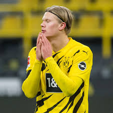Erling haaland early life, parents erling braut haaland was born on 21 july 2000 leeds, united kingdom and later moved to norway with his family at the age of three. Erling Haaland Is About To Give Manchester United Their Next Big Transfer Dilemma Dominic Booth Manchester Evening News