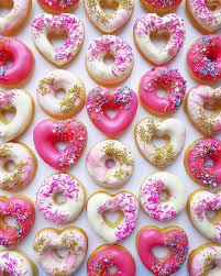 Sugar Salt On Instagram Love Donuts For A Wedding Last Weekend Fancy Sprinkles Fancy Donuts Delicious Donuts