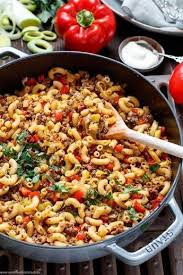 Schnelle Hackpfanne Mit Hornchennudeln Gemuse Rezept Rezepte Einfache Gerichte Und Gerichte Mit Hackfleisch
