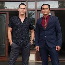 He attended new york film academy in 2009. 10 Potret Harmonis Syach Bersaudara Selalu Rukun Dan Kompak