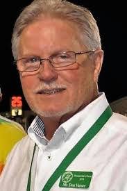 Vicki Rutledge's Instagram, Twitter & Facebook