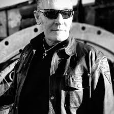 Been looking everywhere for a 1 up seat for my 03 anniversary hugger, hard  year to find and lots of bad reviews saying wrong part bad fit, any  suggestions?