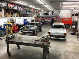 Jika korang mempunyai warna yang korang suka, pertimbangkan menggunakan warna yang unik untuk kereta korang. Pin By John Robbins On Shop Garage Design Garage Workshop Layout Garage Workshop