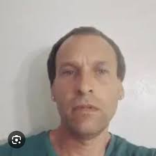 Help needed. A friend of mine is searching for his brother. I have done  some research and have not been able to locate him. Name is Stanley Edgar  Smith, born