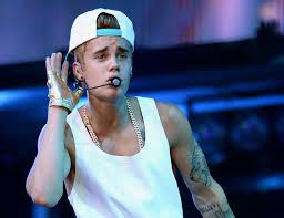 Justin bieber's new album 'justice' devoted to 'people feeling helpless'. 30 Photos That Show Justin Bieber S Wild Transformation Through The Years