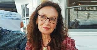 Deborah Van's Instagram, Twitter & Facebook