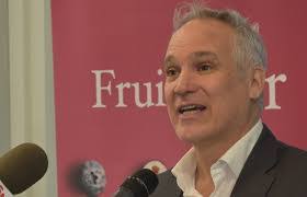 Eric Lefebvre's Instagram, Twitter & Facebook