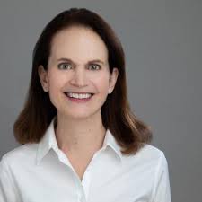 Tracy Fuller's Instagram, Twitter & Facebook