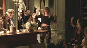 Sessions star secret 10 | free 10 games. Exclusive 1st Look Inside Taylor Swift S Secret Sessions For Reputation Abc News