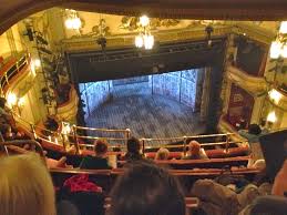 Vipa Noel Coward Theatre