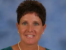 Math teacher at Pine Street Elementary wins service award