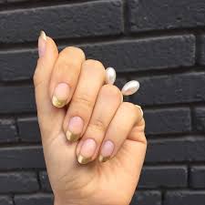 Eu, particularmente, acho muito delicadas e fofas. Unhas Trend 9 Jeitos De Atualizar A Francesinha Revista Marie Claire Beauty Tudo