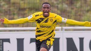 The home of borussia dortmund on bbc sport online. Youssoufa Moukoko Meet Borussia Dortmund S 16 Year Old Wunderkind Bbc Sport