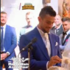 Hier, à 16 h 30, a été célébré le mariage de julien klein, installateur sanitaire et de manon d'avenia, responsable de magasin. Replay Mariage Julien Et Manon W9