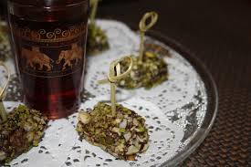 Truffes Aux Pruneaux Et Chocolat Blanc La Cuisine De Mes Racines