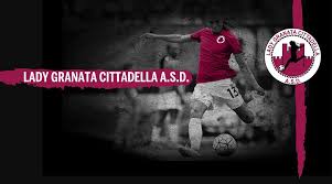 Il nostro settore giovanile vanta all'incirca 200 atleti suddivisi in scuola calcio (in collaborazione con la maritain) attività pre agonistica e agonistica (giovanissimi allievi e juniores figc). Calcio Femminile Nasce Il Lady Granata Cittadella Cittadellasport Net