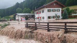Juli 2021 um 16.45 uhr wurde mit einem pegel von 2,40 meter die hochwasser meldestufe 1 erreicht. 7lypja8ej09cym
