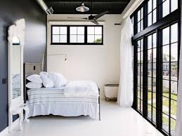 If you want your bedroom to have an urban look, and to combine both authenticity and simplicity. 16 Cool Industrial Bedrooms For All Those Who Thinks Outside The Box