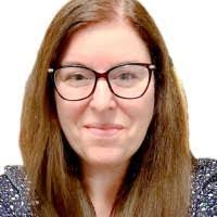 Leslie Schoenberg's Instagram, Twitter & Facebook