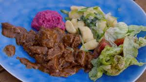 Lecker An Bord Rezepte Verbraucher Wdr Chutney Rindergulasch Lebensmittel Essen