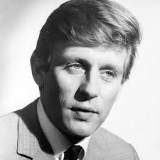 Dangerous Davies: The Last Detective