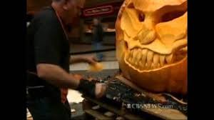Famed carver creates giant Jack-o-lantern