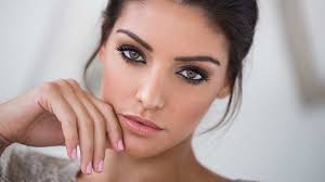 A 30 éves híresség rájött arra is, hogy a férjével ezentúl több időt kell kettesben töltenie… Who Is Edina Kulcsar Dating Edina Kulcsar Boyfriend Husband