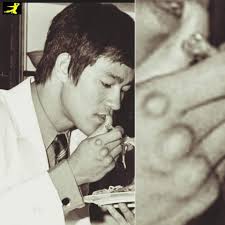 What physical conditioning do you do for your hands?? 🙌👊💪🥋