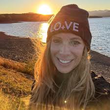 Red pickup truck needed for tv show near Portland?