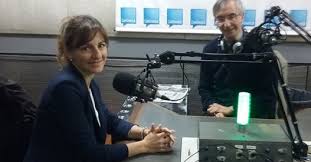 Padres y madres cuyos hijas e hijos concurren al instituto superior en lenguas vivas juan ramón fernández solicitamos con carácter de urgente audiencia con la ministra a fin de interiorizarnos respecto de la denominada secundaria del futuro. Nelson Castro Exploto Contra La Ministra De Educacion Portena Es Un Disparate Lo Que Hacen