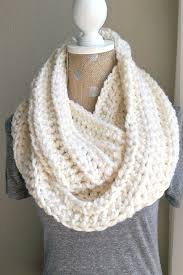 Shawls for bulky yarn knitting patterns. Chunky Crochet Scarf Pattern The Snugglery