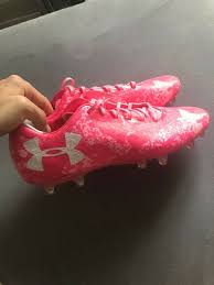 Under armour ist ursprünglich der ausrüster von militärbekleidung, bis sich das unternehmen weiterentwickelt hat und auf das segment der sportbekleidung spezialisiert hat. Under Armour Fussballschuhe 44 5 Clutchfit In Eimsbuttel Hamburg Eimsbuttel Stadtteil Ebay Kleinanzeigen