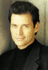 Bob Hidalgo's Instagram, Twitter & Facebook