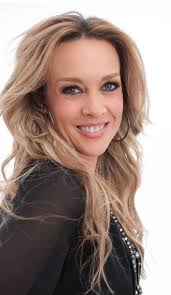 Acabo de verme el JOKER 2 a ver si era tan mala como dicen una pregunta  ¿sería legal demandar a Gaga por hacerme perder dos horas de mi vida?