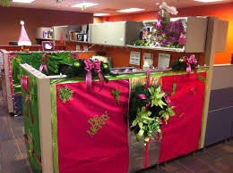 With interior decoration, pictures can say far more than words. Christmas And Our Inner Light Office Christmas Decorations Christmas Desk Decorations Christmas Themes Decorations