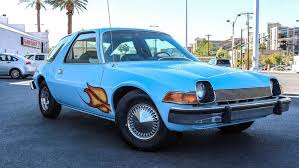 Like a number of amc projects at the time, the pacer (dubbed 'project amigo) was intended to take advantage of a host of new design ideas and drivetrain technologies that would lift it above rivals like the chevrolet vega and the ford pinto. Der Amc Pacer Aus Wayne S World Wird Versteigert