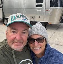 Where to find affordable large area rugs for living rooms?