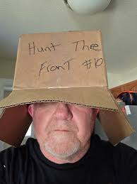 Of course the Bridgerton cast are wearing Dryrobe 😝