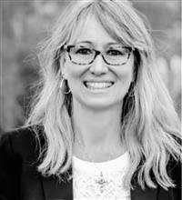 Cynthia Brouwer's Instagram, Twitter & Facebook