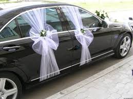 Spread love with pennant chain. Raspolozhenie Cvetochnyh Avto Recherche Google Wedding Car Deco Wedding Car Wedding Car Decorations