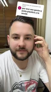 Laura Vidrio's Instagram, Twitter & Facebook