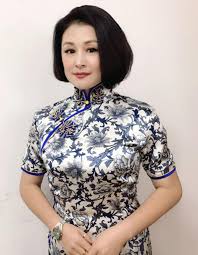 Aug 09, 2021 · 于月仙一周前在抖音上发布的视频截图。 助农之外，于月仙也没忘了自己的老本行。 2018年，47岁的她站在《演员的诞生》舞台上，搭档陈小纭、王俊凯，扮演《唐山大地震》中的母亲。她说，挑战很大，不知道母亲是种什么样的感觉。 P1l18zsesacxlm