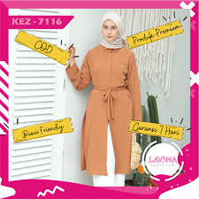 Sementara pada 2020 , prediksi baju muslim yang akan banyak dicari ketika lebaran adalah masih seputar busana muslim syari seperti gamis dan kaftan. Lavina Kezhia Tunic 7116 Muslim Fashion Tunic Muslim Tunic Tops Tunic Tops 2021 Shopee Malaysia