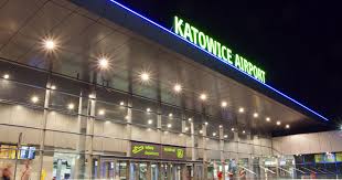 Co oczywiste, organizujemy także dojazd busem w odwrotnej relacji, czyli na lotnisko. Lotnisko Katowice Pyrzowice Nowy Terminal Podroze