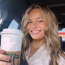 kassidy hood (@kassidyjhood)