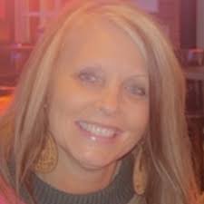 What are some places to eat with live music in North Myrtle Beach?